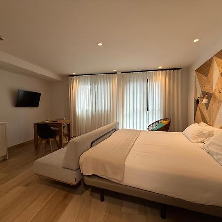 Apartahotel Dos Rios 艾因萨 外观 照片