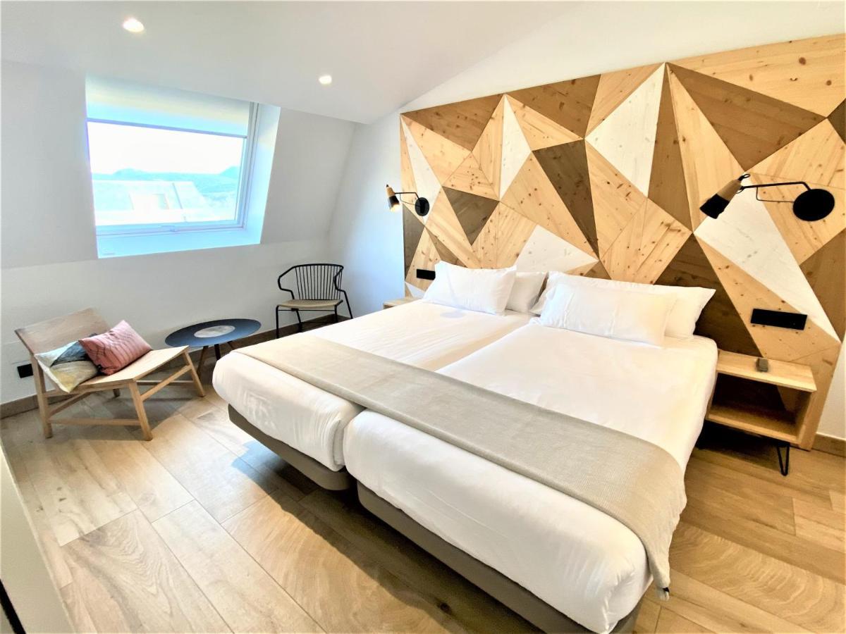 Apartahotel Dos Rios 艾因萨 外观 照片