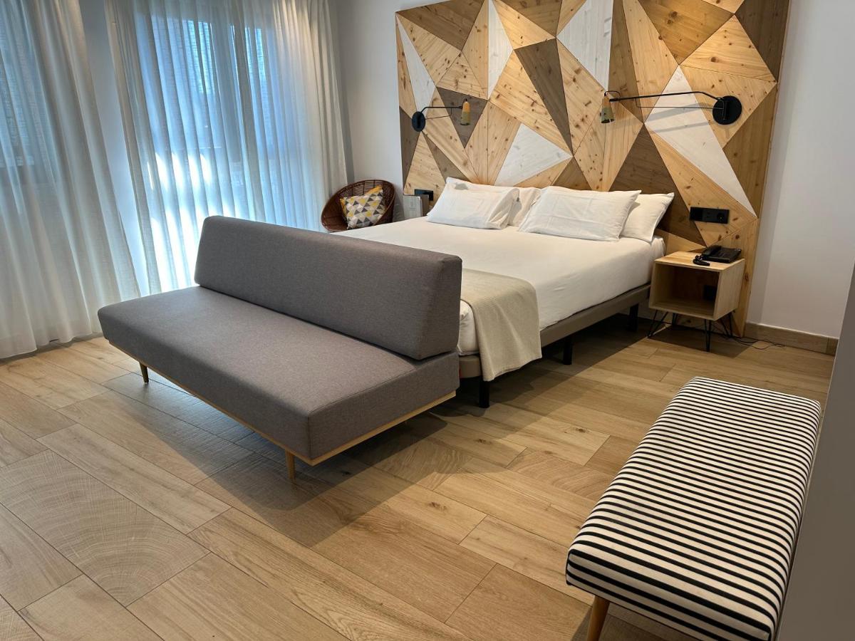 Apartahotel Dos Rios 艾因萨 外观 照片