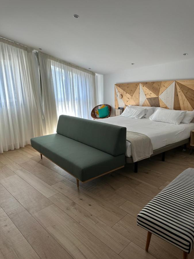 Apartahotel Dos Rios 艾因萨 外观 照片