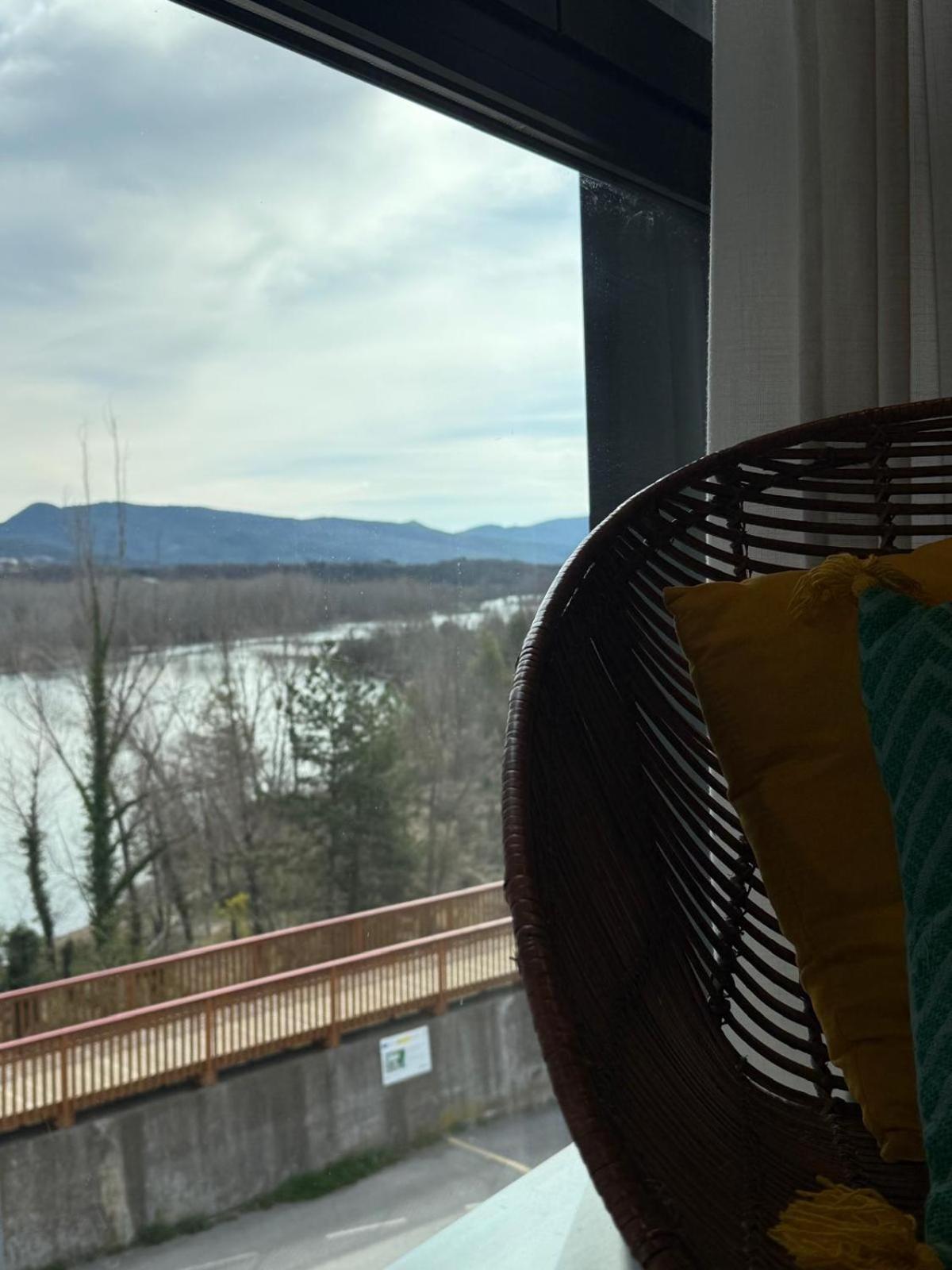 Apartahotel Dos Rios 艾因萨 外观 照片