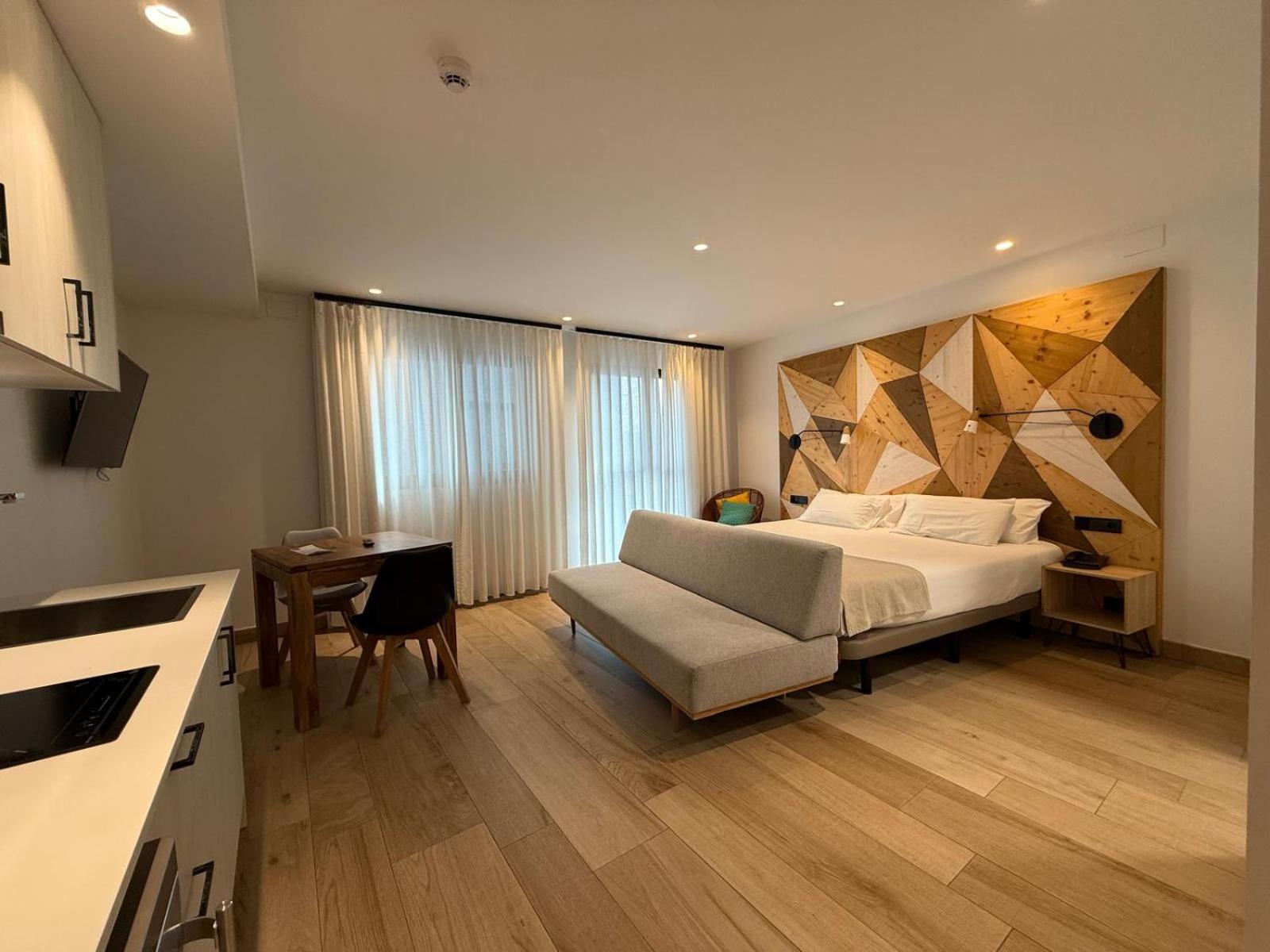 Apartahotel Dos Rios 艾因萨 外观 照片